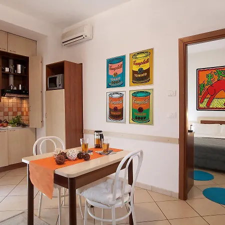 Locazione Turistica Mediterraneo.4 Lägenhet *